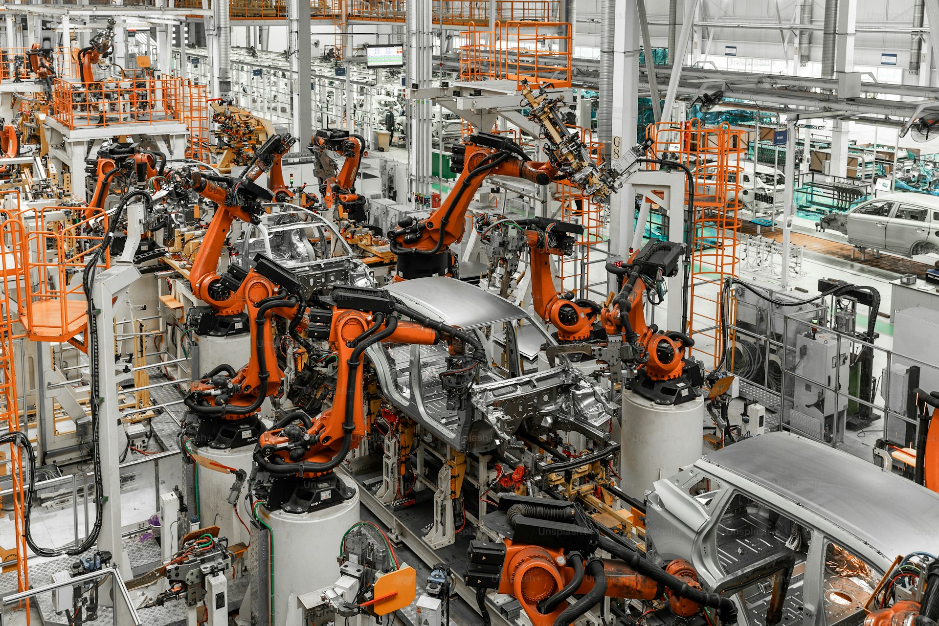 Chinese EV Makers Push Global Expansion Amid Rising Tariff Barriers
